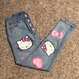 Hello Kitty X hot topic size 5 jeans with bows hearts and hello kitty painted on